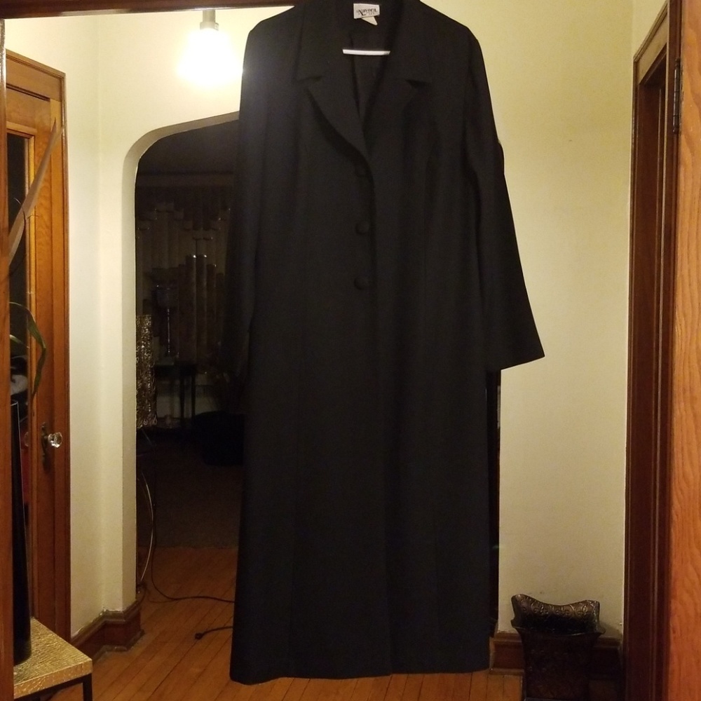Duster - Picture 3 of 5
